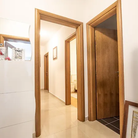 Sandrina Residences *