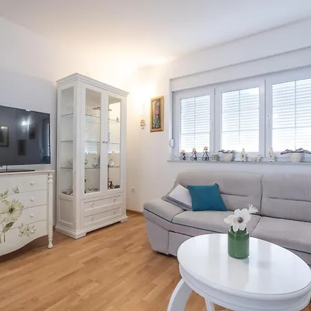 Apartmán Sandrina Residences Vrsi