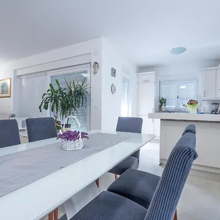 Sandrina Residences Apartmán