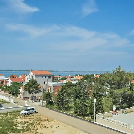 Sandrina Residences *