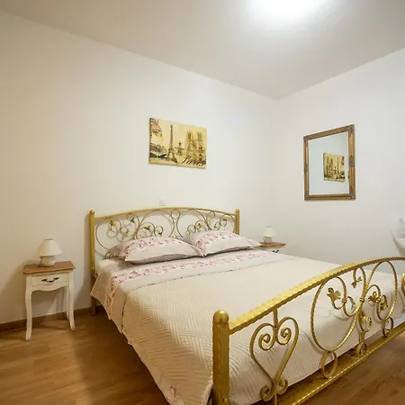 Sandrina Residences Lägenhet Vrsi