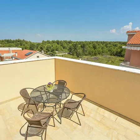 Sandrina Residences Vrsi