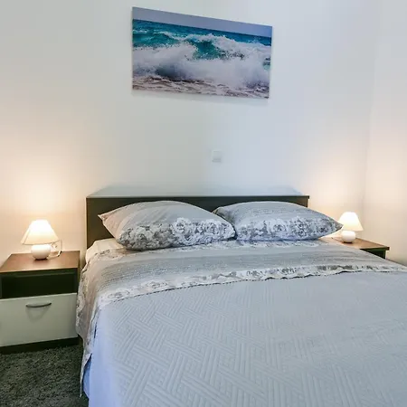 Sandrina Residences *