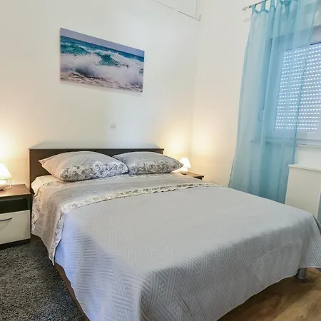 Sandrina Residences